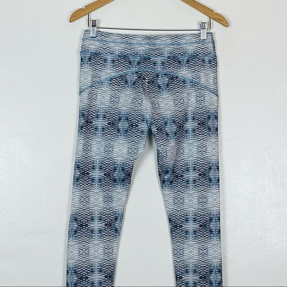 Varley Snake Print Mesh Insert 7/8 Leggings Sz M - Picture 7 of 12